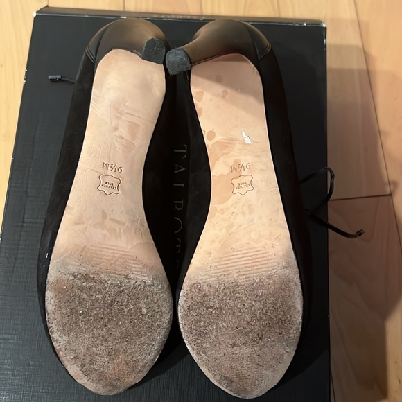 Black suede platform heels with peep toe - Picture 5 of 6